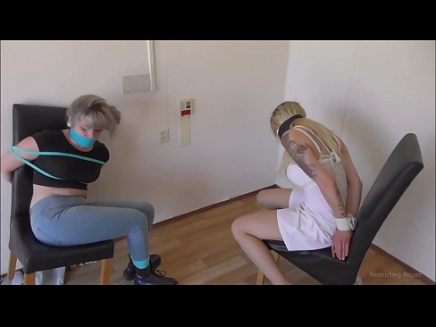 ❤️ Avhengig / bundet opp og kneblet / jente i nød ❤ Pornovideo hos oss ﹏